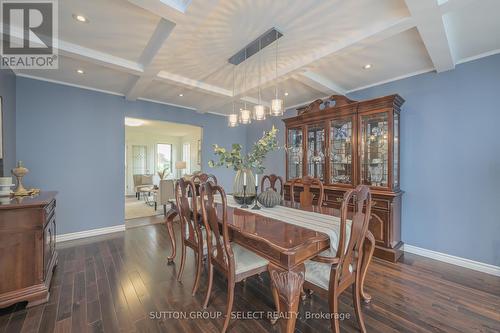 2578 Jenedere Court, London, ON - Indoor Photo Showing Dining Room