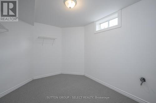 2578 Jenedere Crt, London, ON - Indoor Photo Showing Other Room