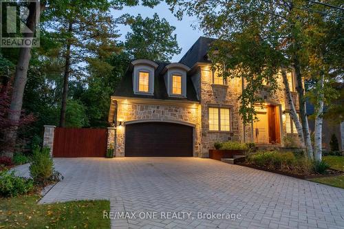 64 Ravina Cres, Hamilton, ON - Outdoor With Facade