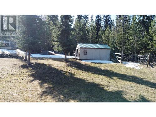 6399 Moose Point Drive, 70 Mile House, BC - Outdoor