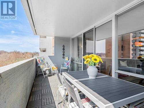#805 -270 Scarlett Rd, Toronto, ON - Outdoor With Balcony With Exterior