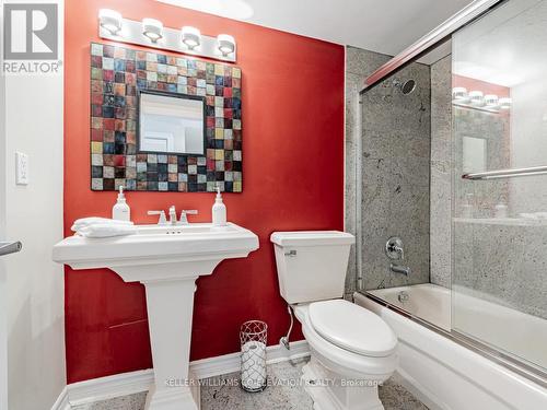 #805 -270 Scarlett Rd, Toronto, ON - Indoor Photo Showing Bathroom