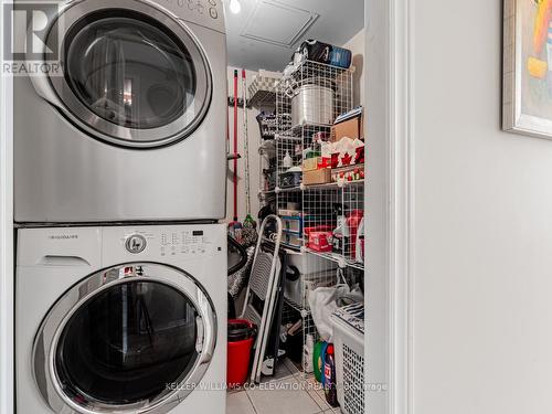 #805 -270 Scarlett Rd, Toronto, ON - Indoor Photo Showing Laundry Room