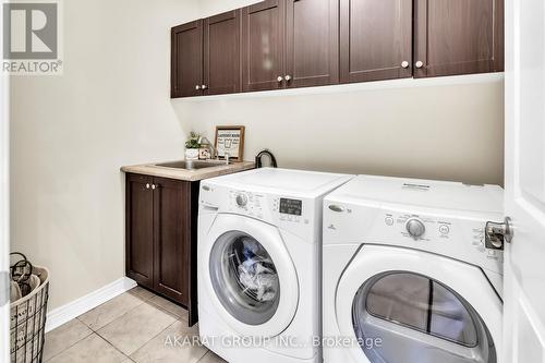 2486 Village Common Dr, Oakville, ON - Indoor Photo Showing Laundry Room