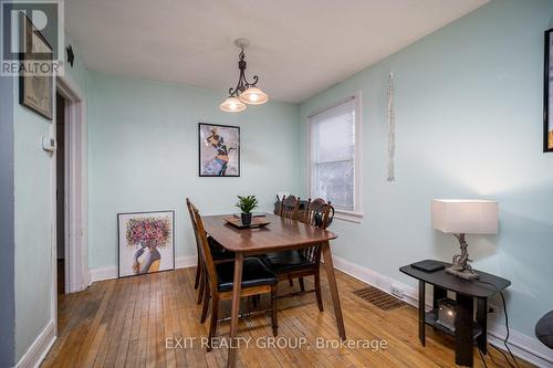 25 Humewood Dr, Belleville, ON - Indoor Photo Showing Dining Room