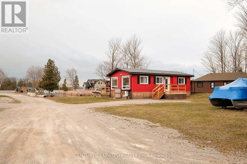 101 Rollie'S Bay Rd, Curve Lake First Nation 35, ON - Outdoor With Deck Patio Veranda