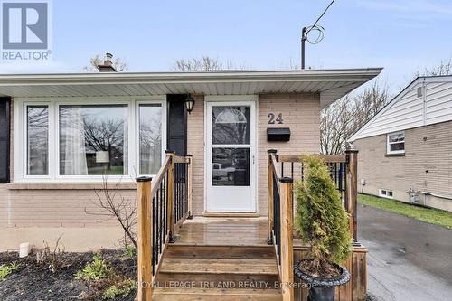 24 Brant Ave, St. Thomas, ON - Outdoor