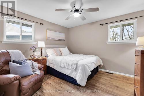 24 Brant Ave, St. Thomas, ON - Indoor Photo Showing Bedroom
