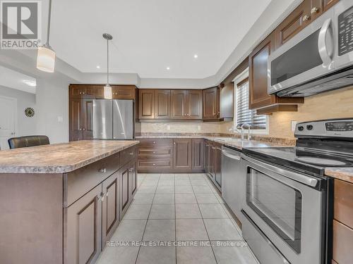 269 Goodwin Drive, Guelph, ON - Indoor Photo Showing Kitchen