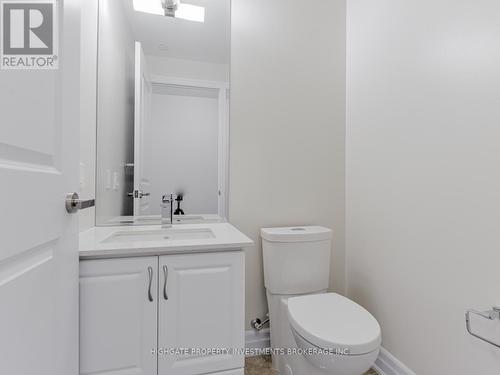 501 - 9085 Jane Street, Vaughan, ON - Indoor Photo Showing Bathroom
