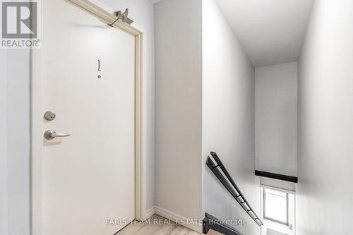 31 Mississaga Street W, Orillia, ON - Indoor Photo Showing Other Room