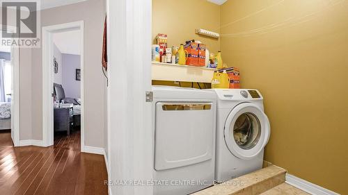 25 Mowat Cres, Halton Hills, ON - Indoor Photo Showing Laundry Room