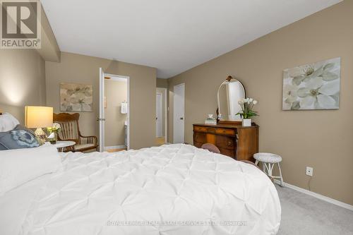 205 - 1425 Ghent Avenue, Burlington, ON - Indoor Photo Showing Bedroom