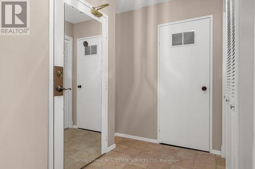 #205 -1425 Ghent Ave, Burlington, ON - Indoor Photo Showing Other Room