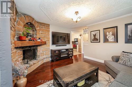 3540 Jobb Rd, Scugog, ON - Indoor Photo Showing Living Room With Fireplace