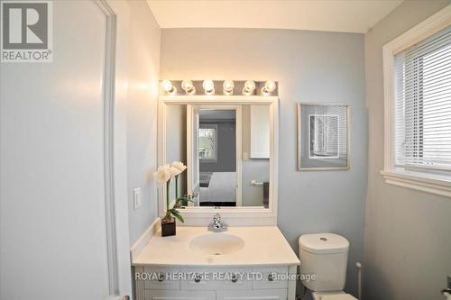 3424 Charmaine Hts, Mississauga, ON - Indoor Photo Showing Bathroom
