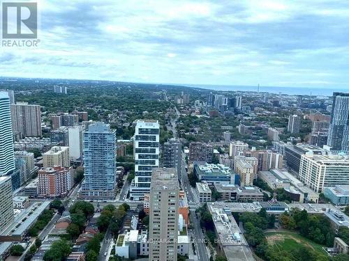 4206 - 386 Yonge Street, Toronto, ON - Outdoor With View