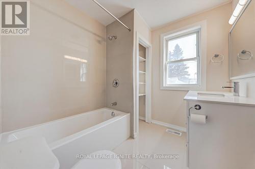 85 Liberty Street S, Clarington, ON - Indoor Photo Showing Bathroom