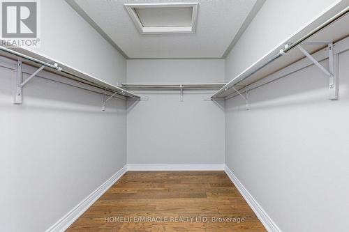 11 Willoughby Way, New Tecumseth, ON - Indoor With Storage