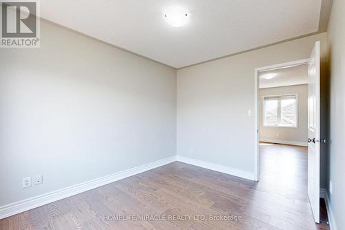 11 Willoughby Way, New Tecumseth, ON - Indoor Photo Showing Other Room