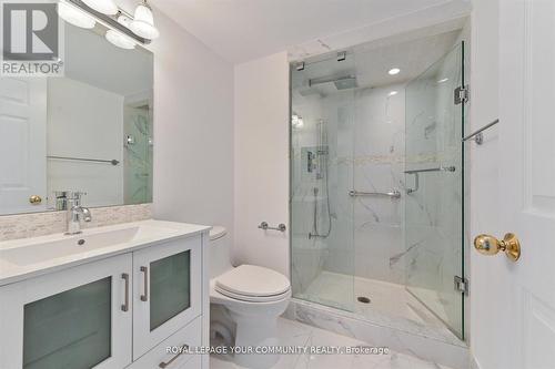 #809 -33 Weldrick Rd E, Richmond Hill, ON - Indoor Photo Showing Bathroom