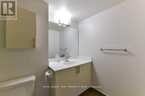 #317 -75 Norman Bethune Ave, Richmond Hill, ON - Indoor Photo Showing Bathroom
