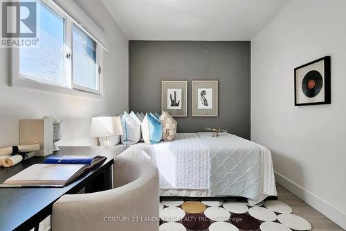 188 Olde Bayview Ave N, Richmond Hill, ON - Indoor Photo Showing Bedroom