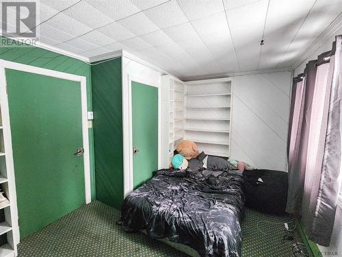 31 Comfort St, Kirkland Lake, ON - Indoor Photo Showing Bedroom