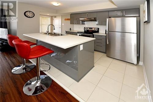 308A Des Tilleuls Private, Ottawa, ON - Indoor Photo Showing Kitchen With Stainless Steel Kitchen With Double Sink
