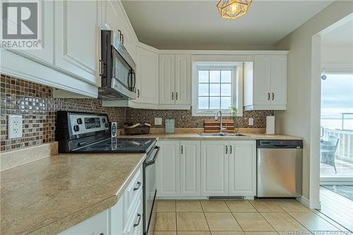 657 Baie, Beresford, NB - Indoor Photo Showing Bedroom