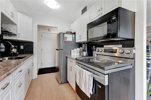 485 Thorold Road|Unit #111, Welland, ON - Indoor Photo Showing Kitchen