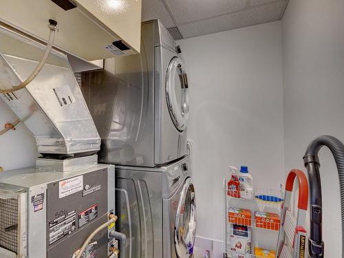 Salle de lavage - 506-1500 Rue Des Bassins, Montréal (Le Sud-Ouest), QC - Indoor Photo Showing Laundry Room