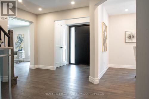 2535 Robin Drive, Mississauga, ON - Indoor Photo Showing Other Room