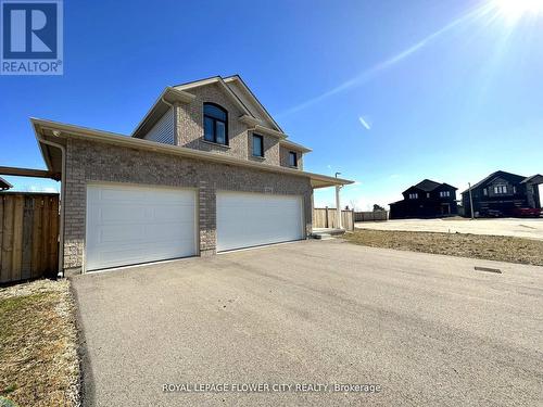 334 Viger Drive, Welland, ON - Outdoor
