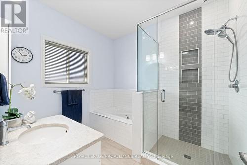 53 Stonecrest Boulevard, Quinte West, ON - Indoor Photo Showing Bathroom
