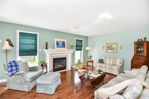 29 Grassyplain Drive, Hamilton, ON - Indoor Photo Showing Living Room With Fireplace