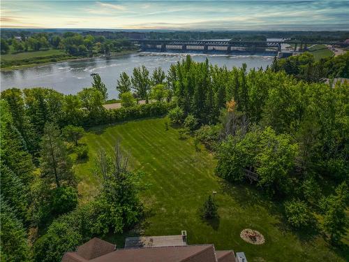 7 Sunrise Bay, St Andrews, MB - Outdoor With Body Of Water With View