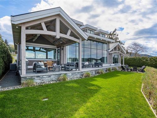 7144 Eby Rd, Lantzville, BC - Outdoor With Deck Patio Veranda