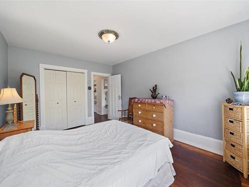 2118 Pentland Rd, Oak Bay, BC - Indoor Photo Showing Bedroom