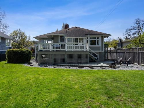 2118 Pentland Rd, Oak Bay, BC - Outdoor With Deck Patio Veranda