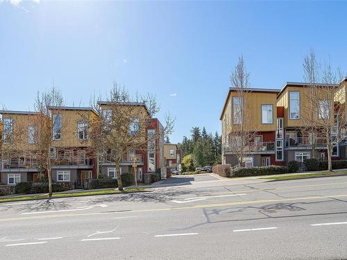 7-235 Island Hwy, View Royal, BC - Outdoor With Facade