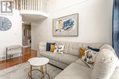 64 - 10 Rossmore Court, London, ON - Indoor Photo Showing Living Room