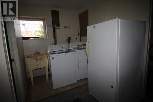 42 Kerry Avenue, Conception Bay South, NL - Indoor Photo Showing Laundry Room