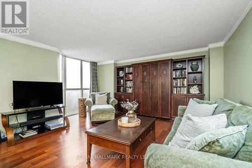 #1509 -61 Markbrook Lane, Toronto, ON - Indoor Photo Showing Living Room