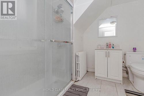 1701 King St E, Cambridge, ON - Indoor Photo Showing Bathroom