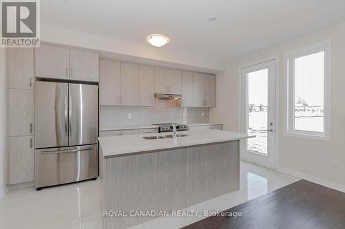 15 Molnar Crescent, Brantford, ON - Indoor Photo Showing Kitchen With Double Sink
