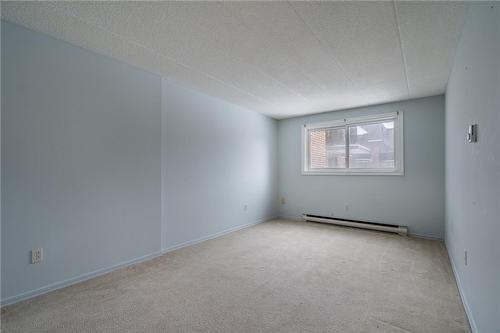 Primary Bedroom - 53 Taunton Road E|Unit #85, Oshawa, ON - Indoor Photo Showing Other Room