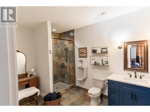 13053 Tamarack Avenue, Fort St. John, BC - Indoor Photo Showing Bathroom