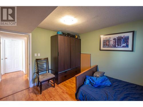 14415 Latimer Avenue, Summerland, BC - Indoor Photo Showing Bedroom