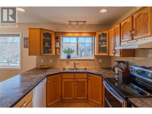 14415 Latimer Avenue, Summerland, BC - Indoor Photo Showing Kitchen With Double Sink